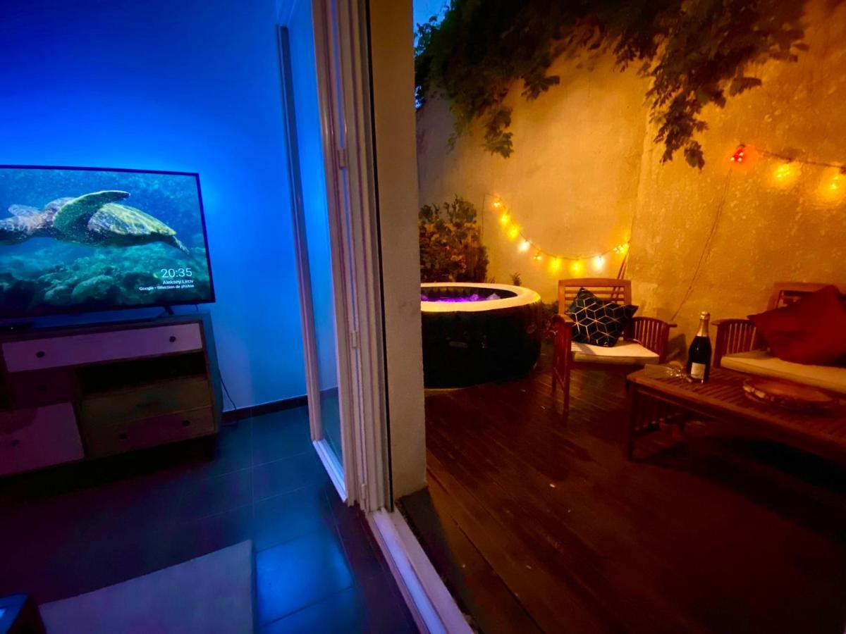 Magnifique Villa Avec Jacuzzi Au Pied Du Stade Saint-Denis  Eksteriør bilde